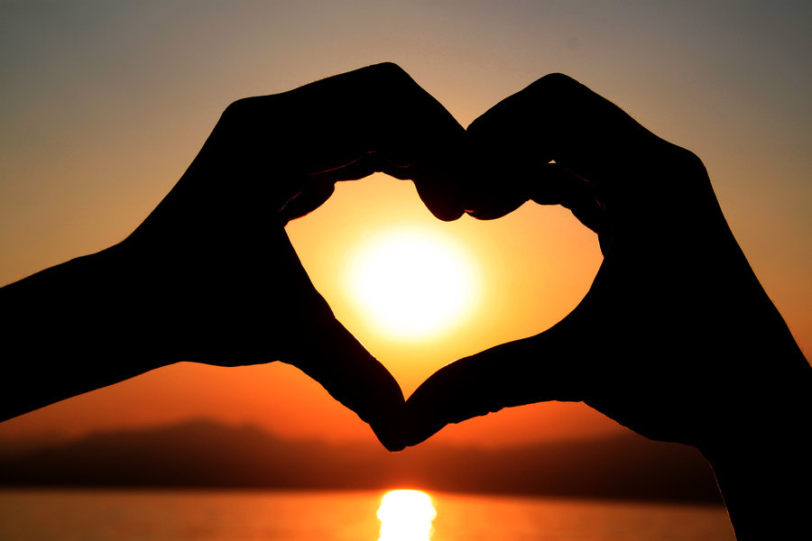 2 用心做事，真情服務.jpg